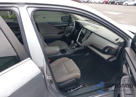 2020 Subaru Legacy Premium z USA, uszkodzony, nr VIN 4S3BWAC64L3006559